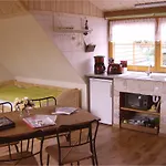 Gaestezimmer Am Maerchenbrunnen 드레스덴