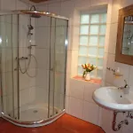 Gaestezimmer Am Maerchenbrunnen 게스트하우스 3*