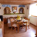 Gaestezimmer Am Maerchenbrunnen 3*