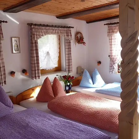 Gaestezimmer Am Maerchenbrunnen