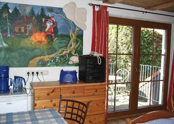 Gaestezimmer Am Maerchenbrunnen بيت ضيافة