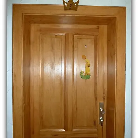 Gaestezimmer Am Maerchenbrunnen Gæstehus Dresden