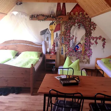Gaestezimmer Am Maerchenbrunnen Гостевой дом 3*